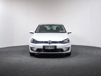 2020 Volkswagen E-Golf at Ebbett Volkswagen & Škoda Hamilton