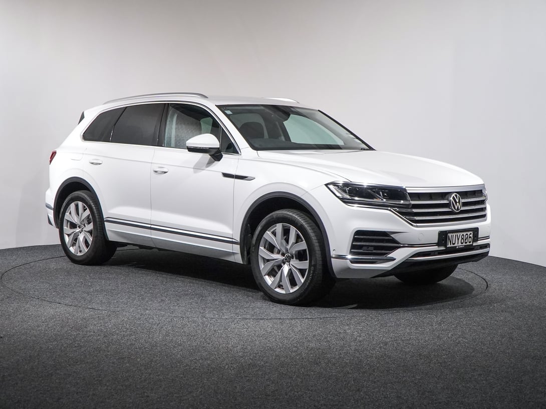 2021 Volkswagen Touareg at Ebbett Volkswagen & Škoda Hamilton