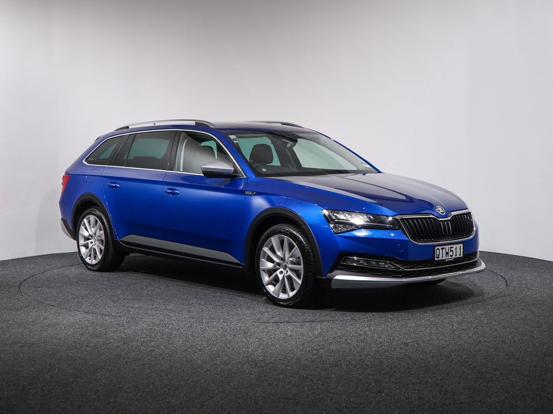 2024 Skoda Superb at Ebbett Volkswagen & Škoda Hamilton