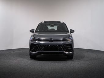 2026 Volkswagen Tiguan at Ebbett Volkswagen & Škoda Hamilton
