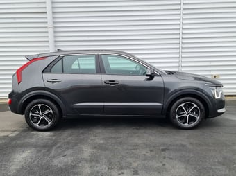 2025 Kia Niro at Johnston Ebbett