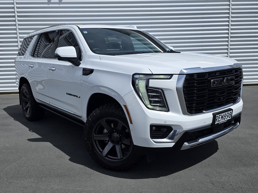 2025 GMC Yukon at Johnston Ebbett