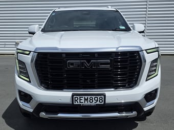 2025 GMC Yukon at Johnston Ebbett