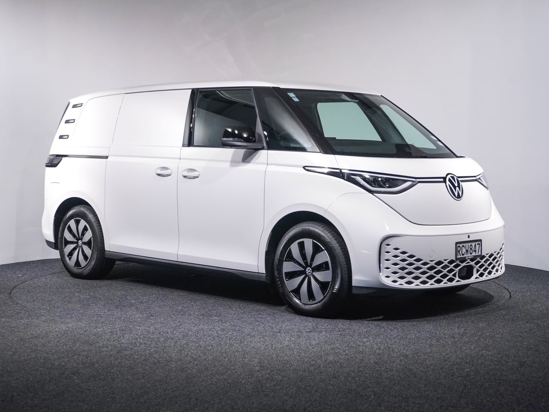 2025 Volkswagen ID. Buzz at Ebbett Volkswagen & Škoda Hamilton