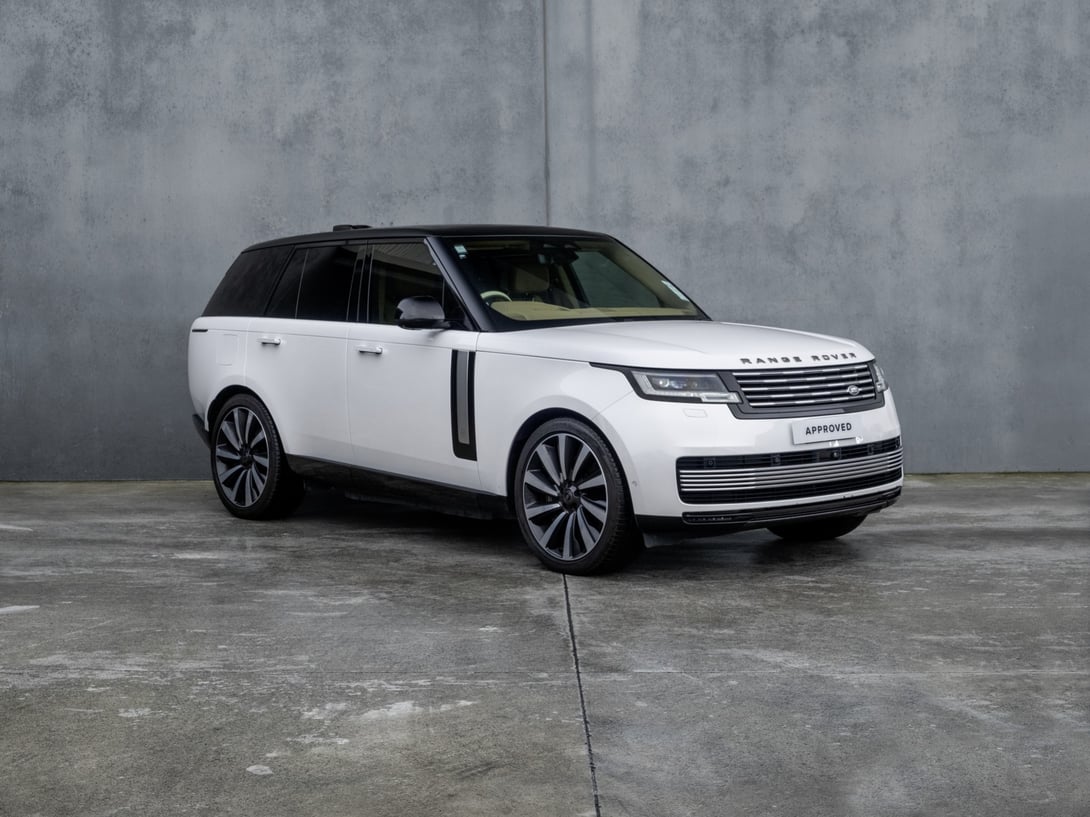 2024 Land Rover Range Rover at Ebbett Prestige Tauranga