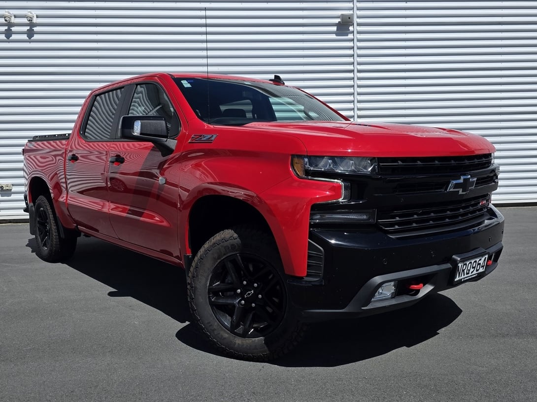 2021 Chevrolet Silverado at Johnston Ebbett