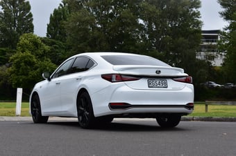 2025 Lexus ES 300H at Lexus of Tauranga