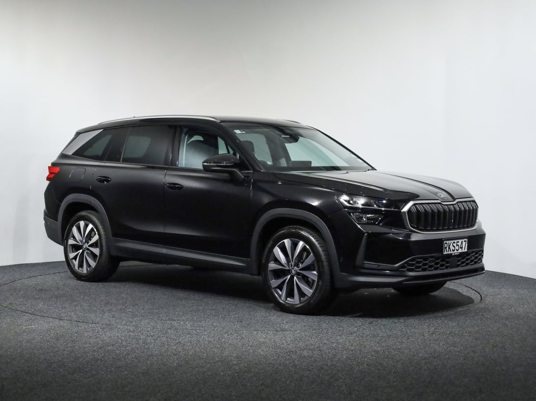 2025 Skoda Kodiaq at Ebbett Volkswagen & Škoda Hamilton