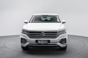 2018 Volkswagen Touareg at Ebbett Pukekohe