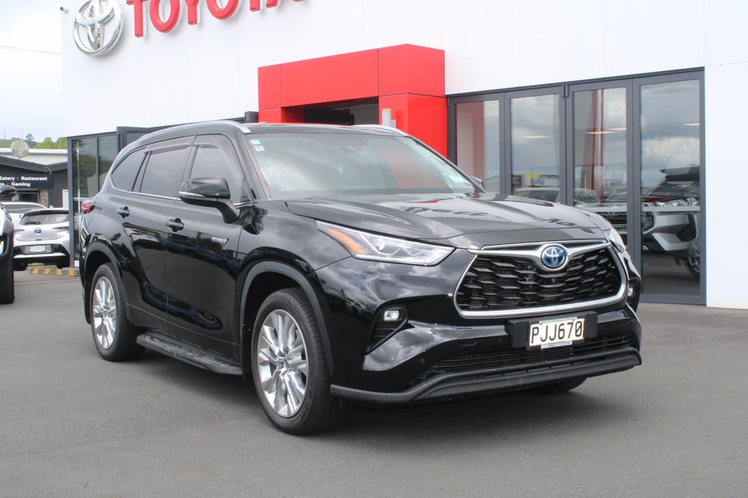 2022 Toyota Highlander at Ebbett Toyota Morrinsville