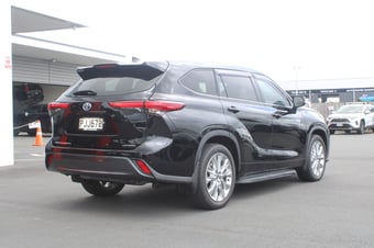 2022 Toyota Highlander at Ebbett Toyota Morrinsville