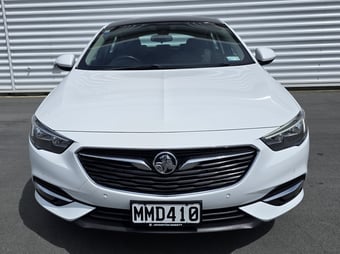 2019 Holden Calais at Johnston Ebbett