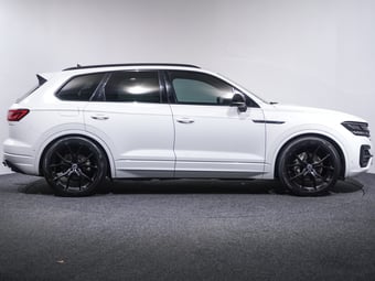 2020 Volkswagen Touareg at Ebbett Volkswagen & Škoda Hamilton