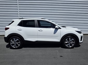 2025 Kia Stonic at Johnston Ebbett
