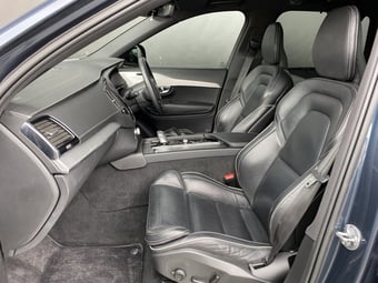 2022 Volvo XC90 at Ebbett Hamilton