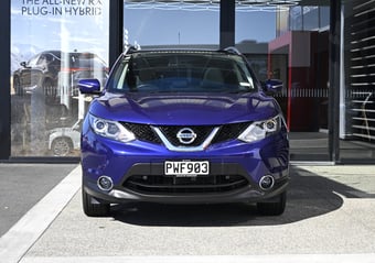 2014 Nissan Qashqai at Lexus of Hamilton