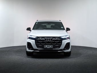 2025 Audi SQ7 at Ebbett Audi & CUPRA Hamilton