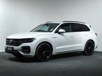 2021 Volkswagen Touareg at Ebbett Volkswagen & Škoda Hamilton