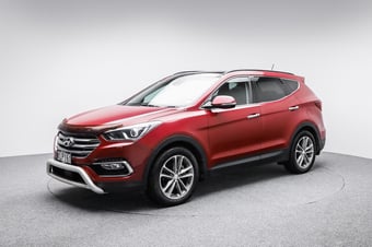 2017 Hyundai Santa Fe at Ebbett Pukekohe