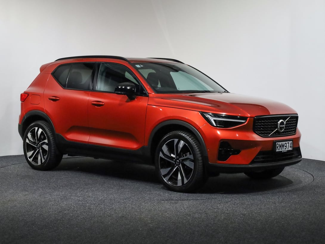 2024 Volvo XC40 at Ebbett Hamilton