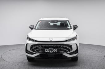 2025 MG HS at Ebbett Pukekohe