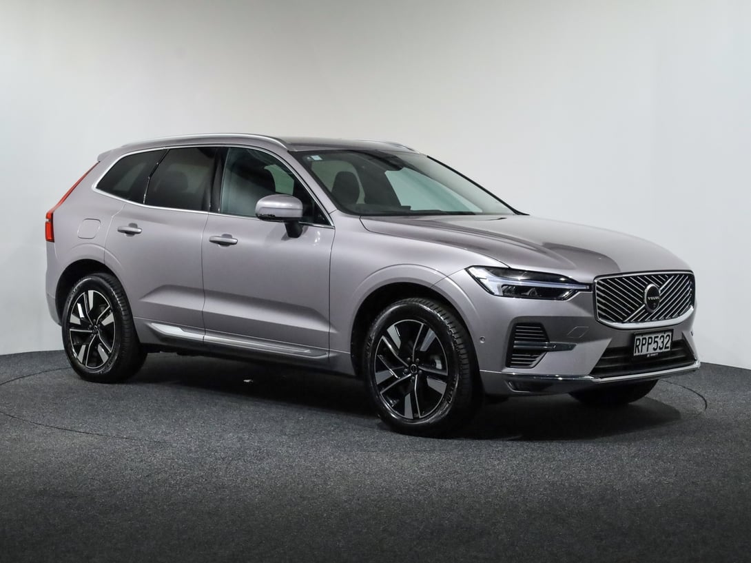 2026 Volvo XC60 at Ebbett Hamilton