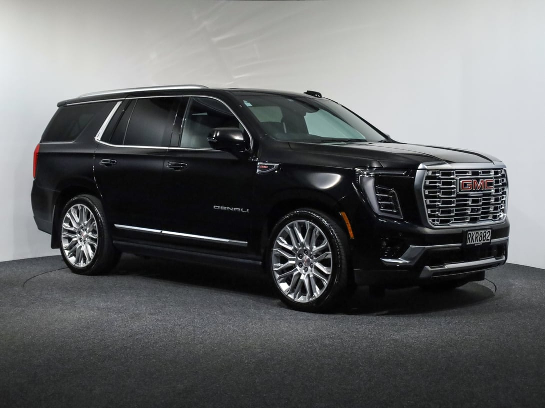 2025 GMC Yukon at Ebbett Hamilton