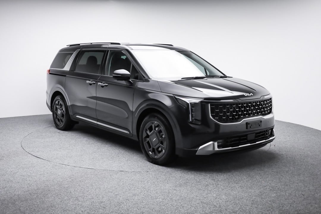 2026 Kia Carnival at Ebbett Pukekohe