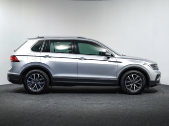 2021 Volkswagen Tiguan at Ebbett Volkswagen & Škoda Hamilton