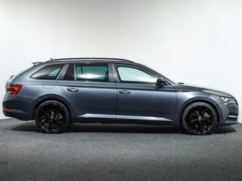 2021 Skoda Superb at Ebbett Volkswagen & Škoda Hamilton