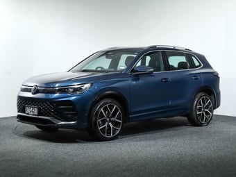 2025 Volkswagen Tiguan at Ebbett Volkswagen & Škoda Hamilton