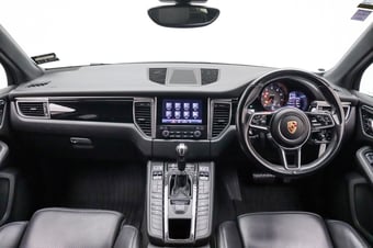 2018 Porsche Macan at Ebbett GWM Pukekohe