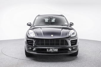 2018 Porsche Macan at Ebbett GWM Pukekohe