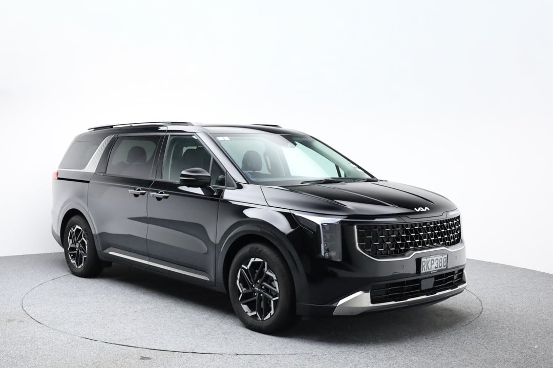 2025 Kia Carnival at Ebbett Pukekohe
