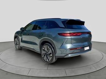 2026 BYD SEALION 8 at Ebbett Tauranga