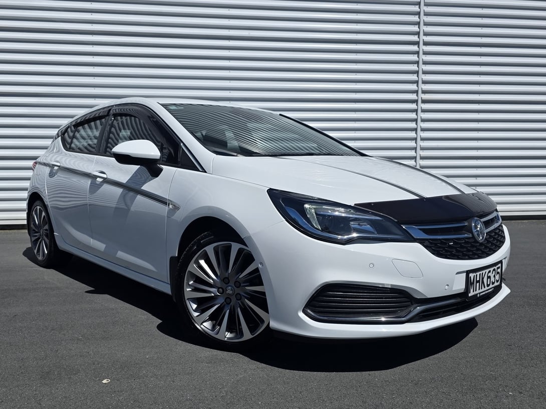 2019 Holden Astra at Johnston Ebbett