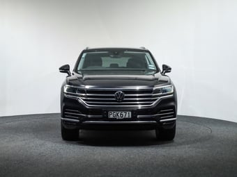 2022 Volkswagen Touareg at Ebbett Volkswagen & Škoda Hamilton