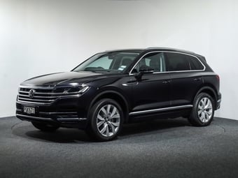 2022 Volkswagen Touareg at Ebbett Volkswagen & Škoda Hamilton
