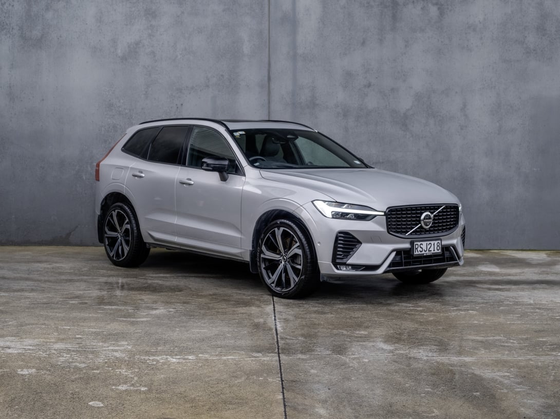 2021 Volvo XC60 at Ebbett Prestige Tauranga