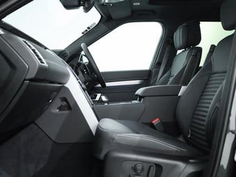 2026 Land Rover Discovery at Duncan & Ebbett Hamilton