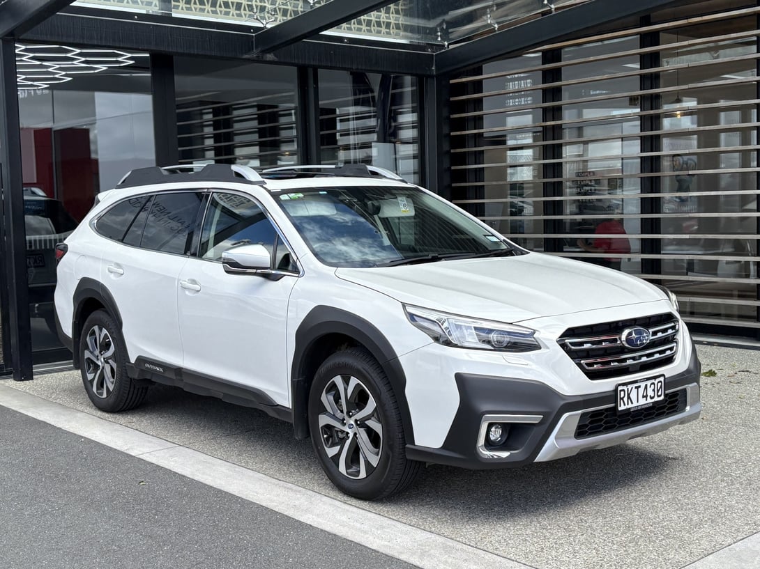 2023 Subaru Outback at Lexus of Hamilton