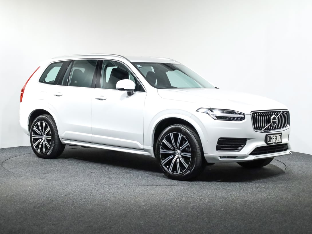 2024 Volvo XC90 at Ebbett Hamilton