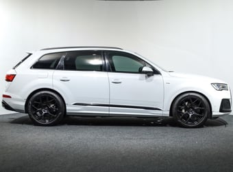 2023 Audi Q7 at Ebbett Volkswagen & Škoda Hamilton