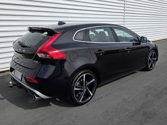 2016 Volvo V40 at Johnston Ebbett