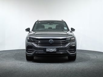 2022 Volkswagen Touareg at Ebbett Volkswagen & Škoda Hamilton