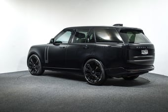 2023 Land Rover Range Rover at Duncan & Ebbett Hamilton