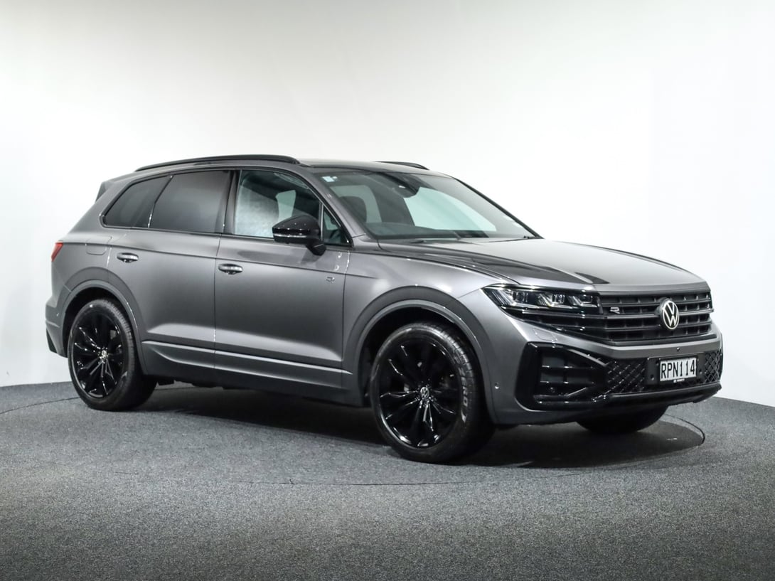 2026 Volkswagen Touareg at Ebbett Volkswagen & Škoda Hamilton