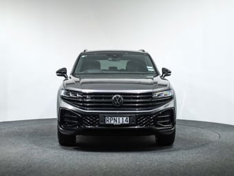 2026 Volkswagen Touareg at Ebbett Volkswagen & Škoda Hamilton