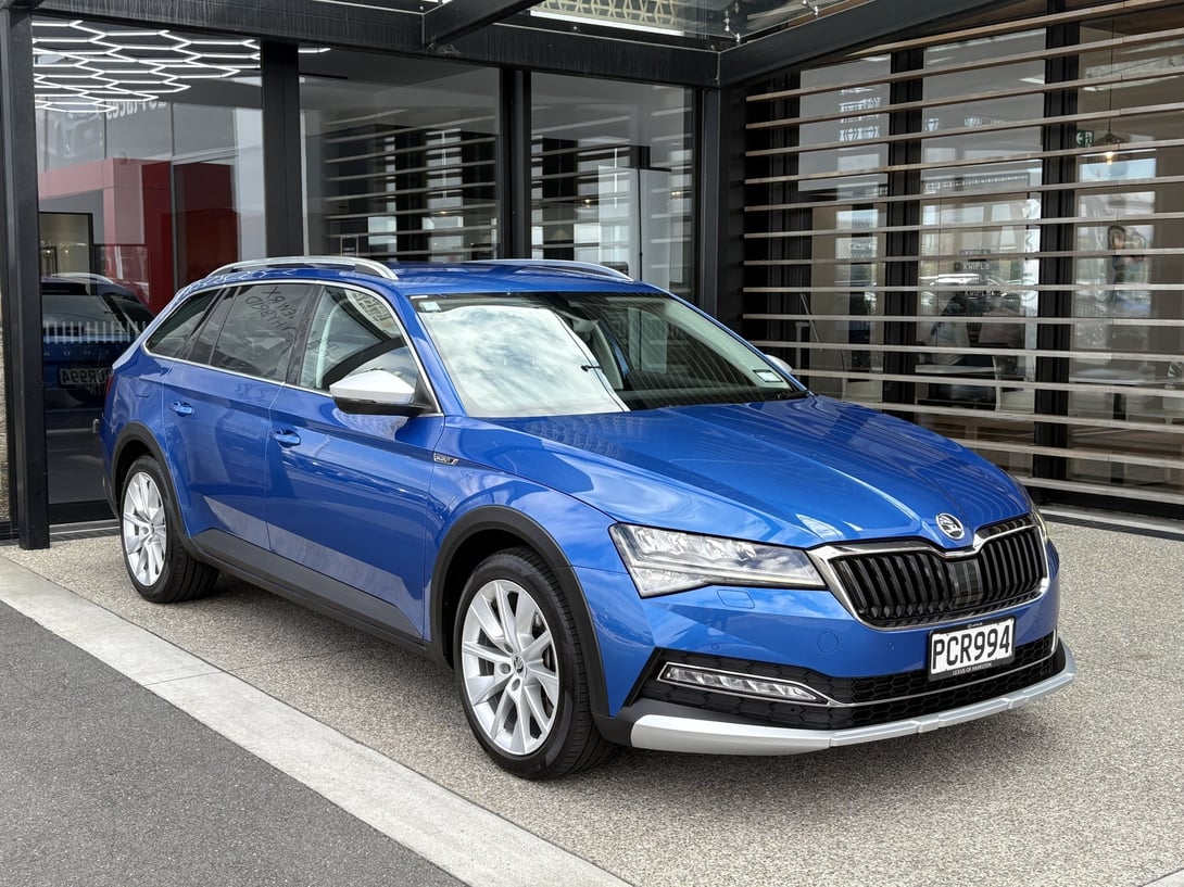 2022 Skoda Superb at Lexus of Hamilton