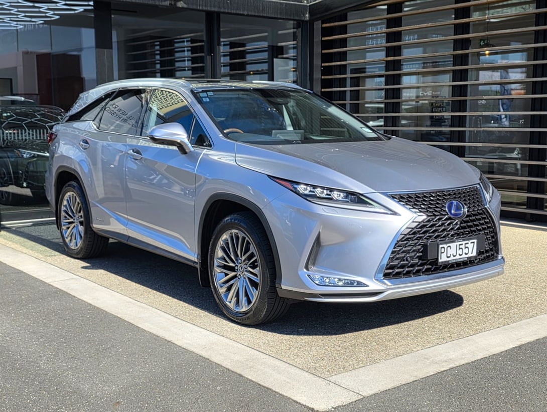 2022 Lexus RX 450hL at Lexus of Hamilton